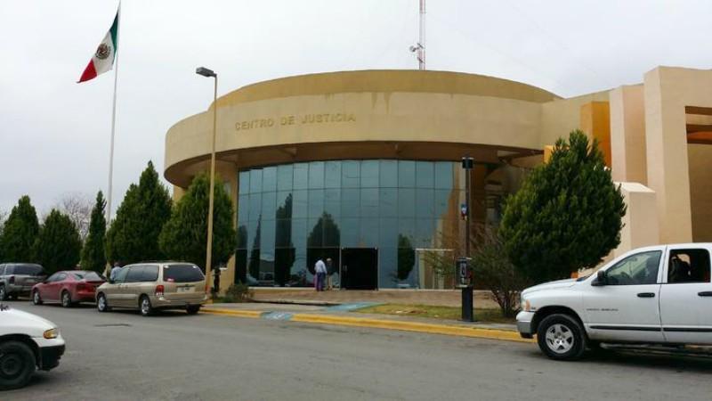 Liberan a presunta secuestradora de comerciante de Morelos