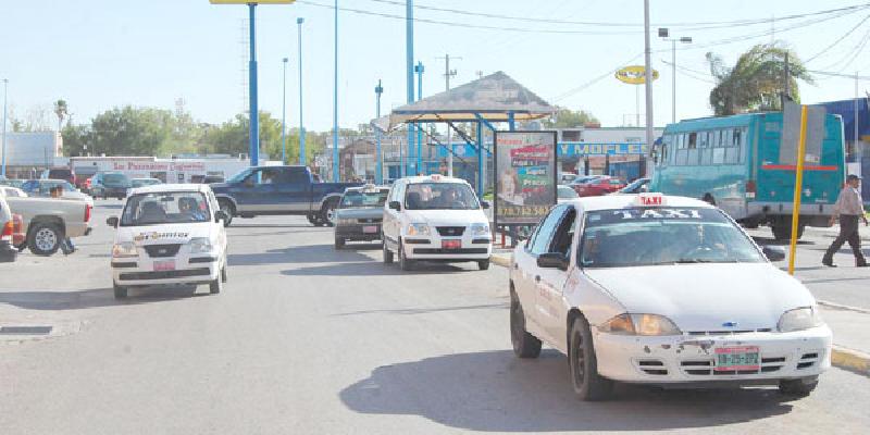 Taxistas de Piedras Negras incrementaron tarifas por gasolinazo