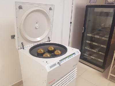 Ya trabajan con máquina centrífuga en Centro de Transfusiones