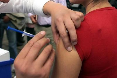 Suman 49 muertes por influenza en NL