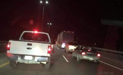 Realizan operativo carretero en la 57 en busca de armas, droga y vehículos robados