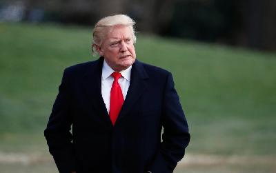 Cae a 37 por ciento nivel de aprobación de Donald Trump