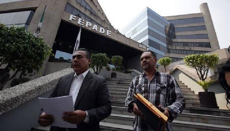 Denuncia PRD a Moreira en la Fepade