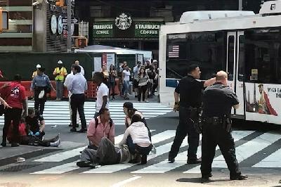 Atropello en Times Square deja un muerto y 23 heridos