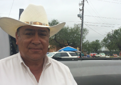 Mantiene sheriff del condado de Maverick demanda contra la ley antimigrante (SB4)