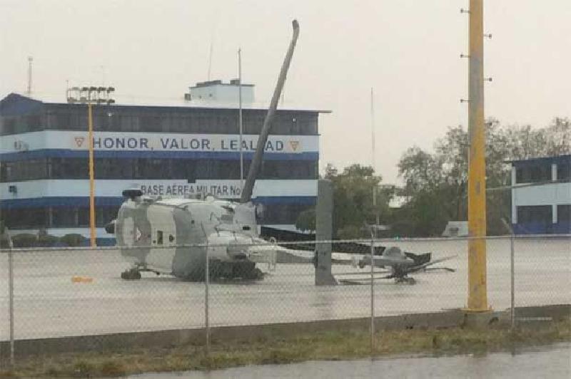 Caos en Monterrey por tormenta y granizo
