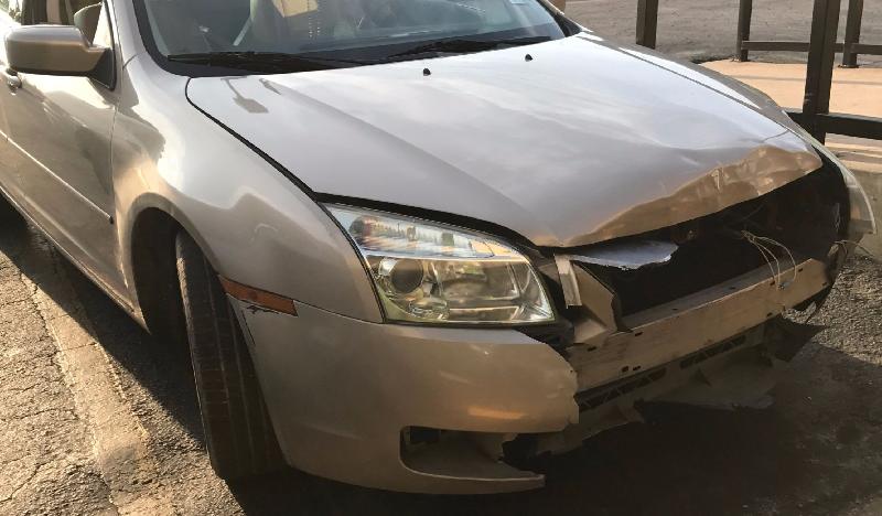 Busca indemnización por daños en su auto en puente internacional de Eagle Pass