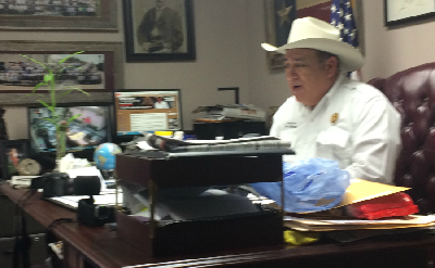 El Sheriff del Condado de Maverick no cree que ley antinmigrante entre en efecto