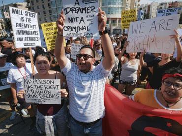 Amenaza NY con demandar a Trump para proteger a dreamers