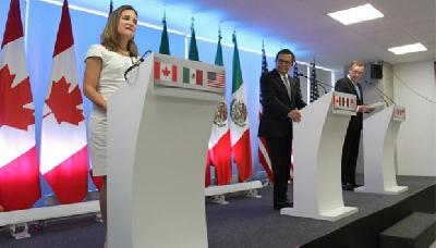 México debe subir salarios, insiste EU