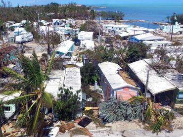 Viajará Trump a Florida para evaluar daños del huracán Irma