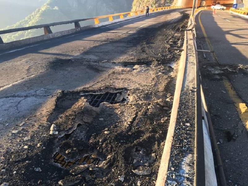 Cierran por daños supercarretera Durango Mazatlán reparación podría