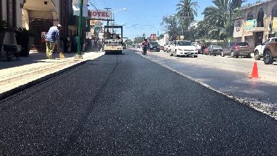 Arranca por fin pavimentación de la avenida Emilio Carranza 