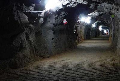 Sigue búsqueda de dos trabajadores atrapados en la mina 7 en Barroterán 