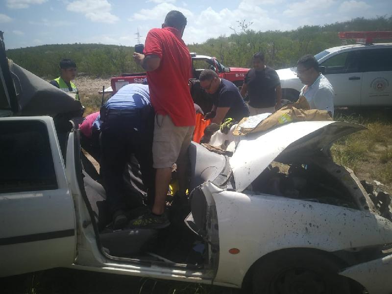 Fatal accidente en tramo Allende-Sabinas deja un menor muerto y varios lesionados