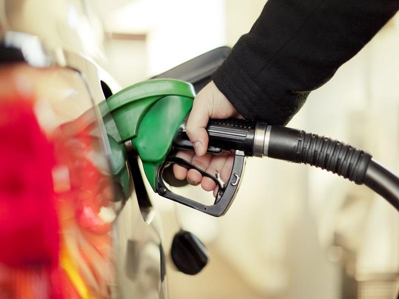 Gobierno de AMLO aumenta estímulo fiscal a la gasolina Premium de 1.01 a 11.13%