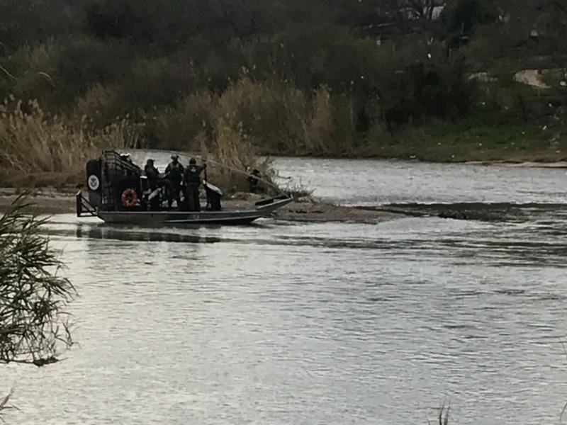 Encuentra Patrulla Fronteriza cuerpo de migrante en el río Bravo