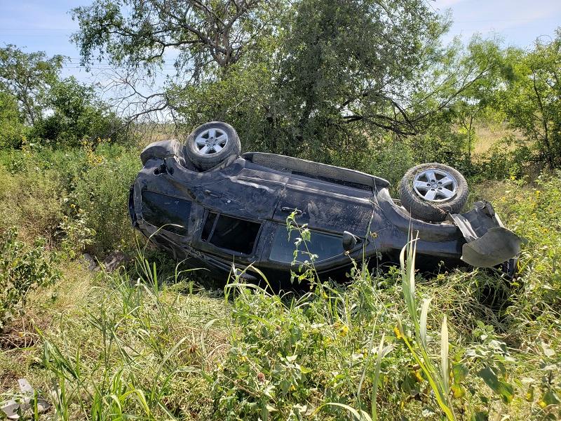 Conducía ebrio chofer de camioneta volcada sobre la carretera Piedras Negras-Acuña. (video)