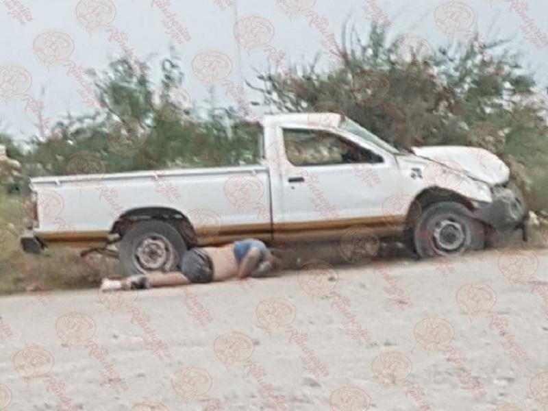 Muere un hombre en fatal volcadura en carretera Piedras Negras-Nava. (video)
