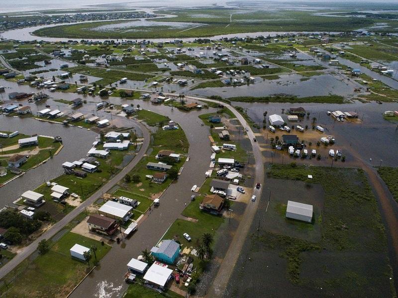 Cierre de vías y cientos de personas varadas deja depresión tropical Imelda en Texas y Luisiana