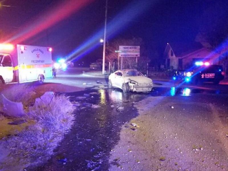 Sigue pendiente el arresto de responsable de muerte de mujer golpeada por auto en el Condado de Maverick