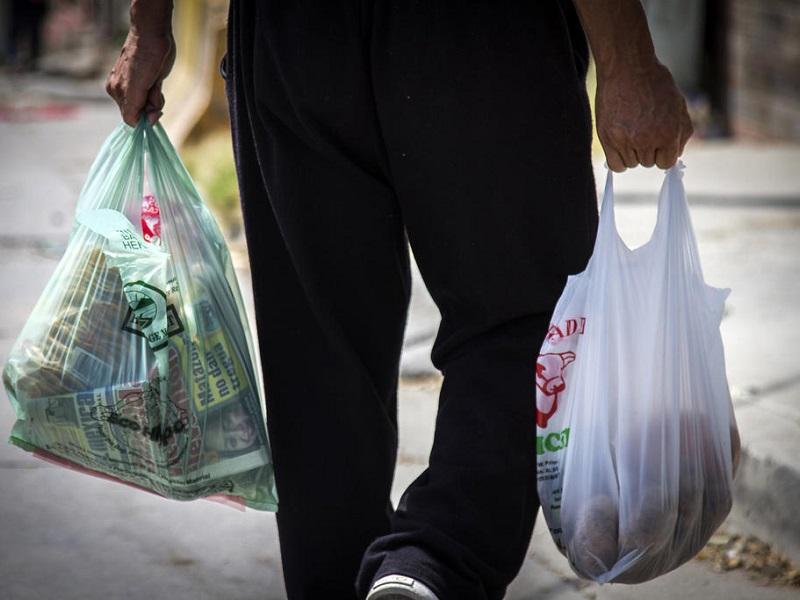 Hasta el 15 de septiembre plazo para sustituir bolsas, popotes y contenedores de plástico y unicel 