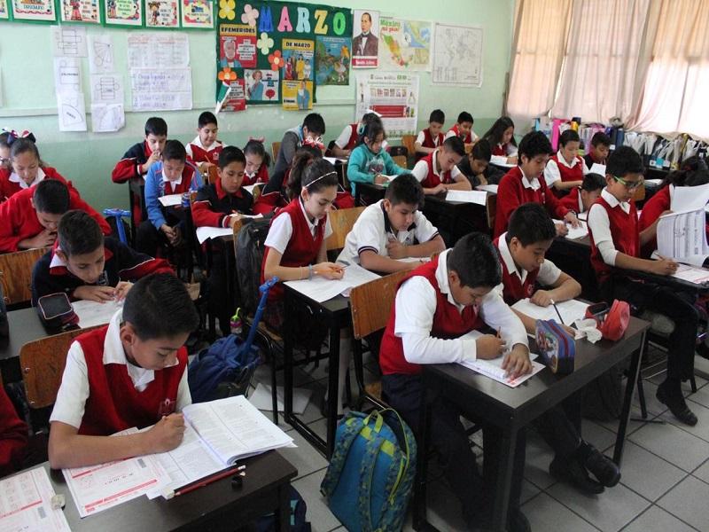 Regresaron a clases más de 623 mil alumnos del nivel básico en Coahuila