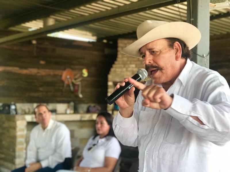 No dejaré la senaduría por una embajada, es rumor de alguien que no me quiere aquí en Coahuila: Armando Guadiana