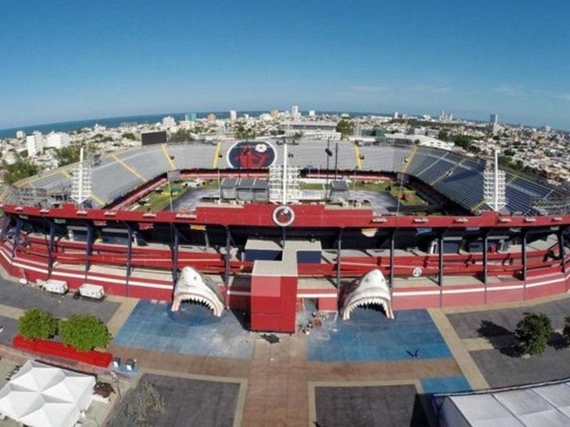 Denuncian que usan estadio del Veracruz como salón de fiestas
