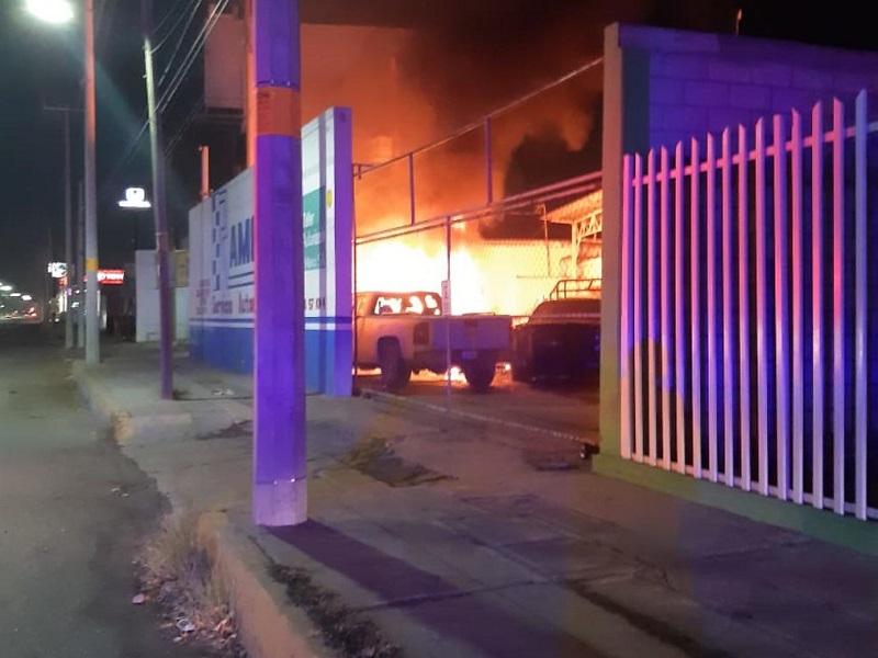 Incendian patrullas ahora en Monclova, igual que lo hicieron en Piedras Negras