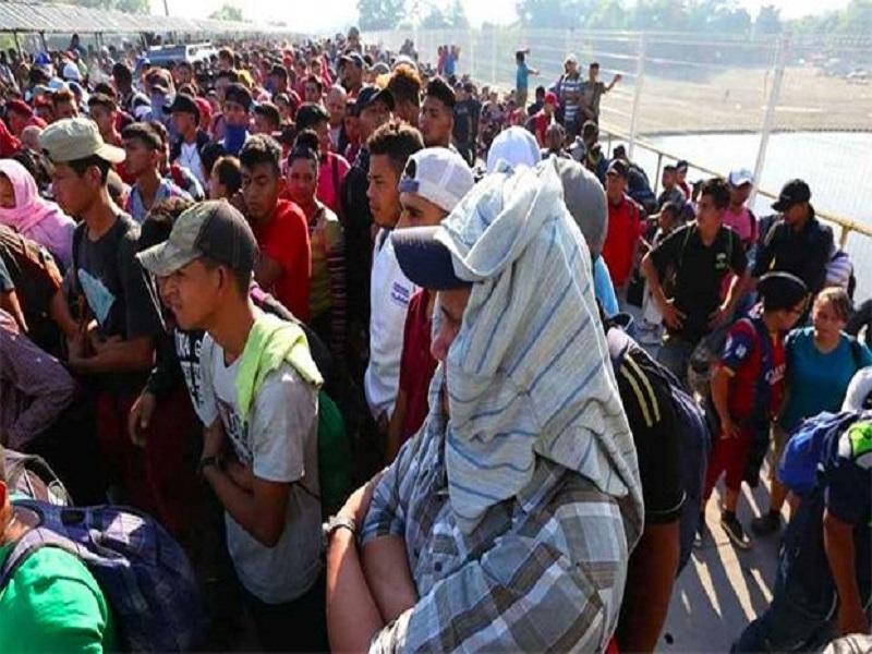 Permite México ingreso controlado de caravana de migrantes