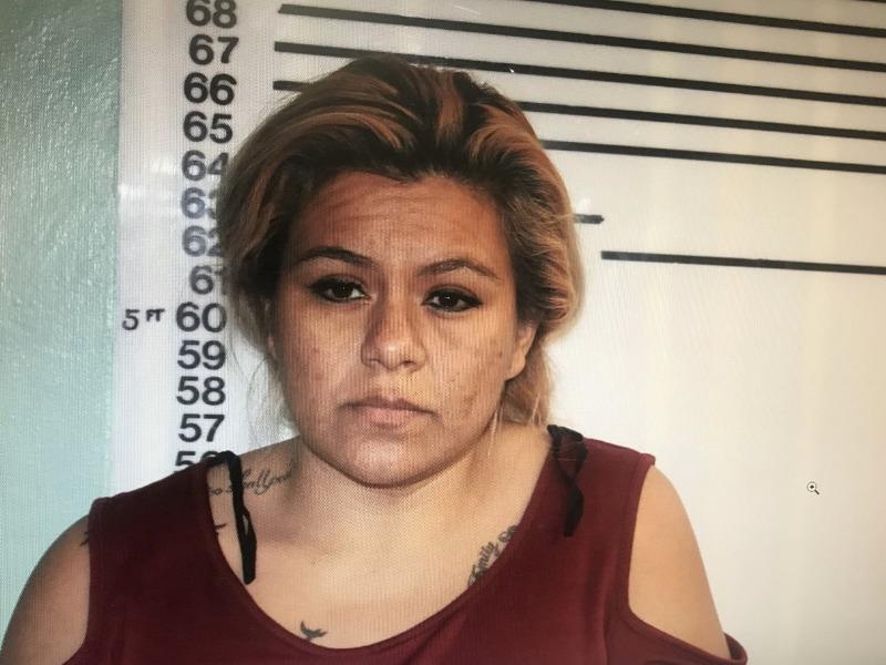 Arrestaron a mujer que intentó cruzar a Piedras Negras un auto robado en San Antonio. (video)