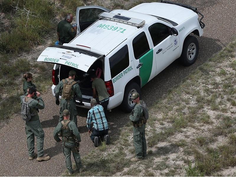 Asegur&oacute; la Patrulla Fronteriza a 107 migrantes el fin de semana por el sector Eagle Pass