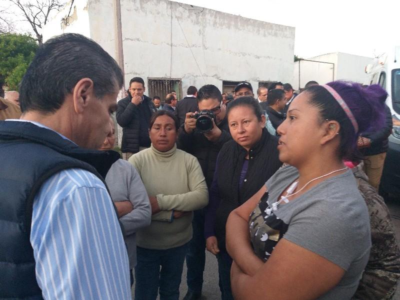 Trabajadoras de vialidad escolar de Villa Unión piden apoyo a MARS para el pago de su aguinaldo