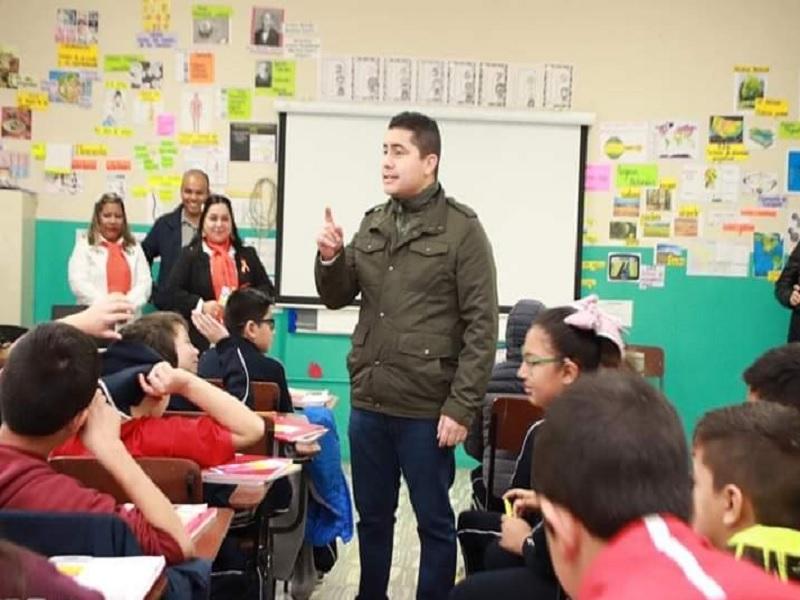 Va cumpliendo su objetivo el programa Impulsando Valores: Julio Long