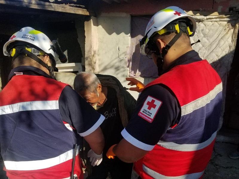 Amigo de parranda le quema a un hombre pies, manos y otras partes del cuerpo