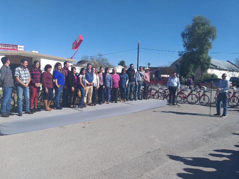 Entregó DIF Coahuila 50 bicicletas a igual número de estudiantes en Allende