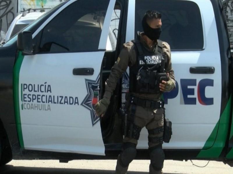 Ubican y detienen a hombres con armas de grueso calibre y equipo t&aacute;ctico en Morelos 