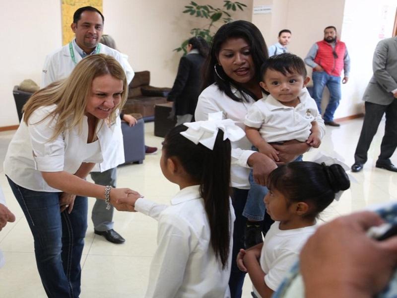 Con Sonrisa Fuerte, DIF Coahuila cambia la vida de niñas y niños: Marcela Gorgón 