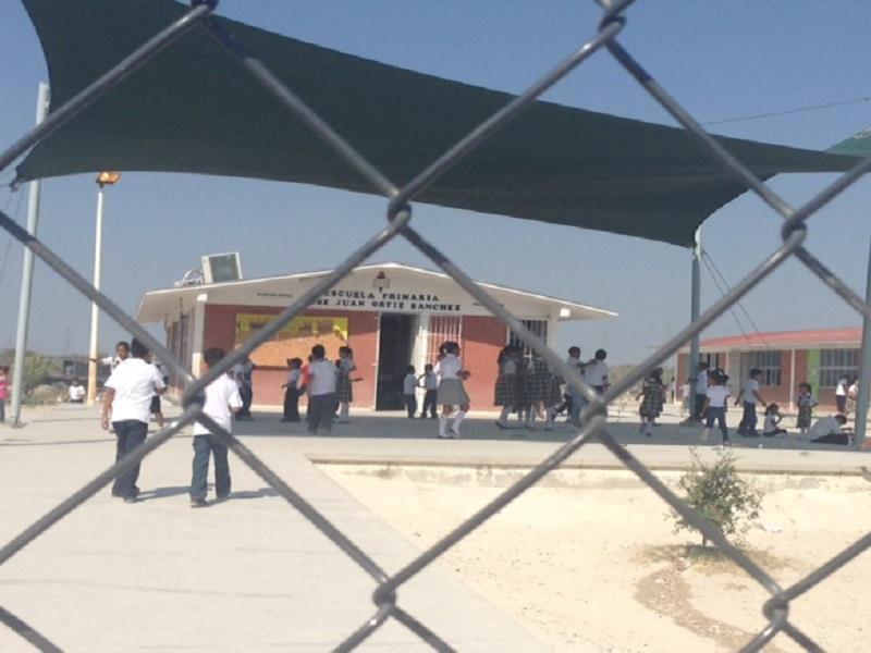 Miles podr&iacute;an abandonar sus estudios b&aacute;sicos en Coahuila