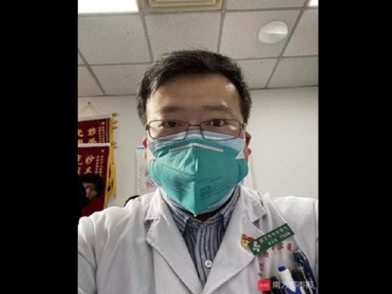 Muere por contagio m&eacute;dico que alert&oacute; sobre coronavirus en Wuhan 