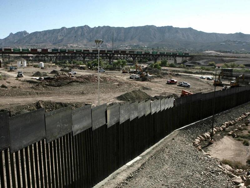 Desvía Trump 3 mil 800 mdd del Pentágono para construir el muro fronterizo
