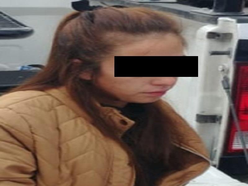 Detienen a jovencita que intent&oacute; robar en una farmacia de Piedras Negras; quer&iacute;a ponerse guapa para San Valent&iacute;n (video)