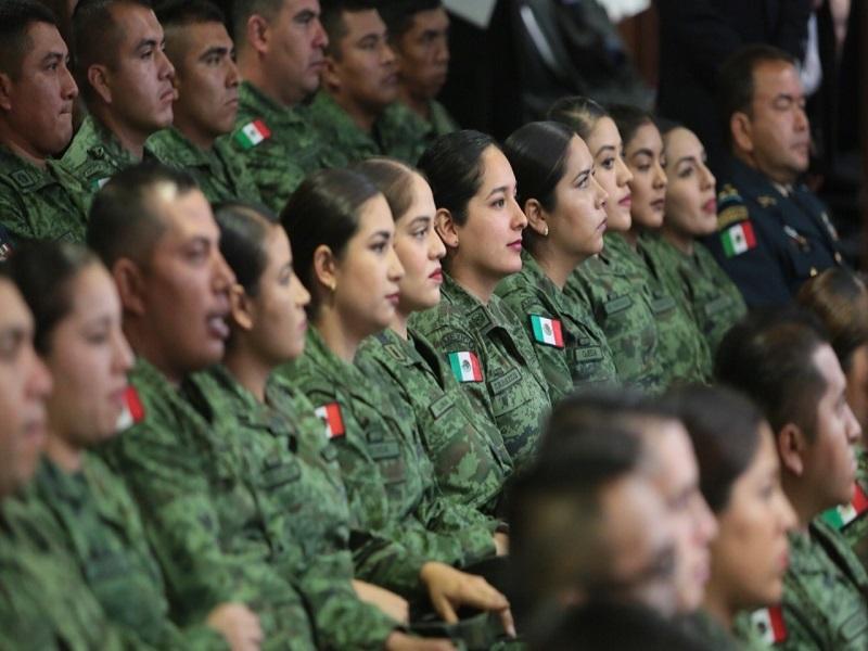 Que se responda a nuestros soldados en la misma medida que ellos responden a M&eacute;xico: Emilio de Hoyos