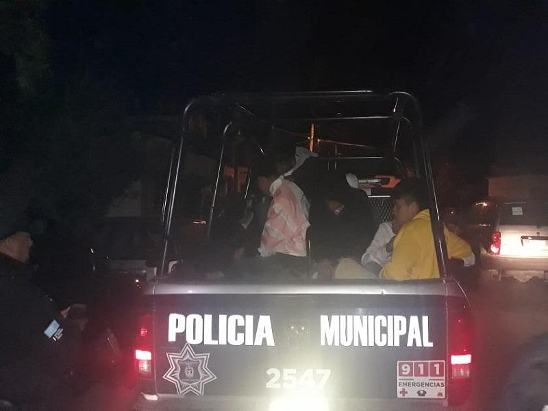 Aseguran a 30 menores y 8 adultos que consum&iacute;an bebidas alcoh&oacute;licas en una fiesta en Piedras Negras (video)
