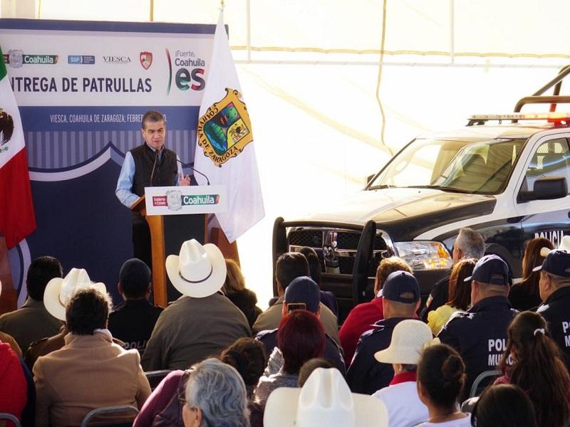 Entreg&oacute; MARS patrullas al pueblo m&aacute;gico de Viesca