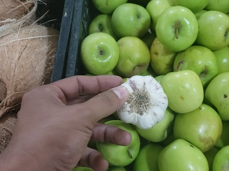 Caras y sin madurar las frutas en supermercados (video)