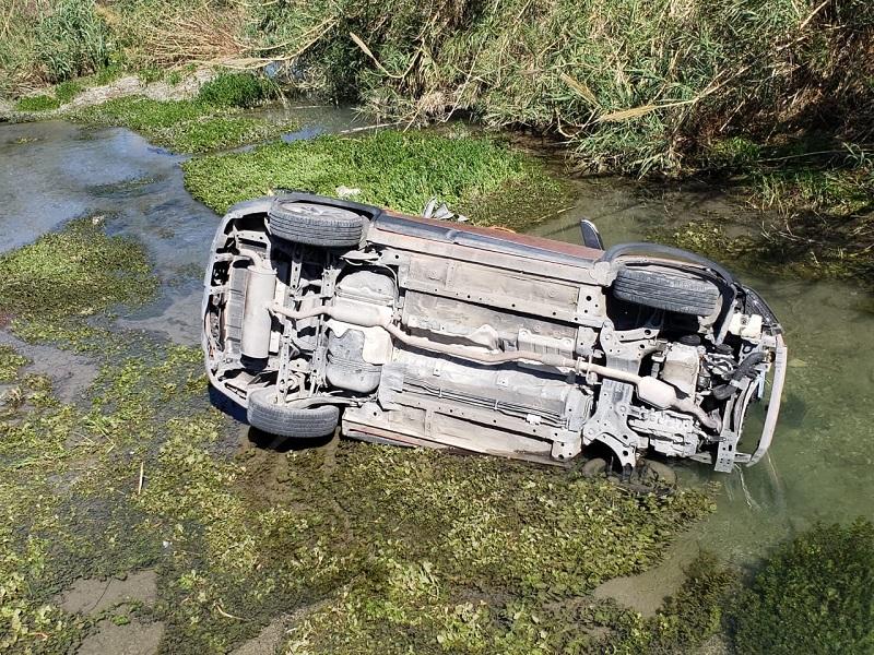 Cae camioneta al r&iacute;o Escondido tras choque carambola en Piedras Negras