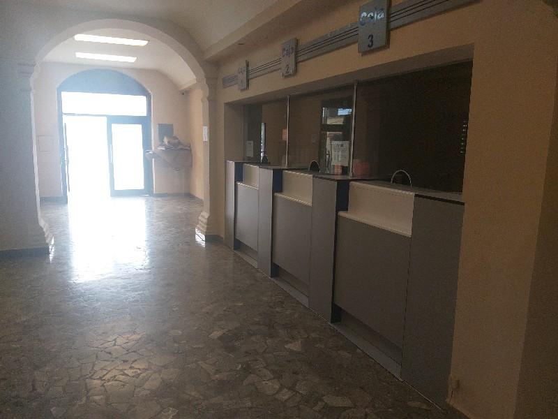 Oficinas p&uacute;blicas de los Cinco Manantiales se sumaron al paro nacional de mujeres