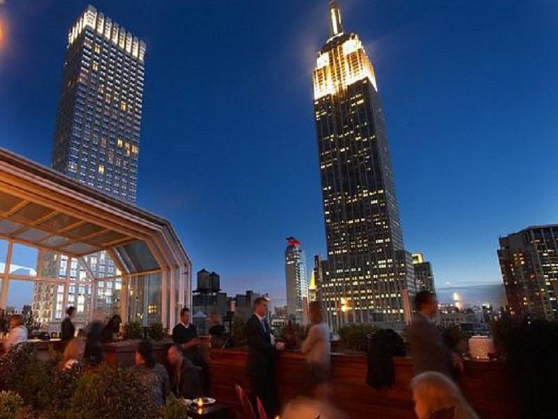 Cierra Nueva York restaurantes y bares por coronavirus, igual que Los &Aacute;ngeles